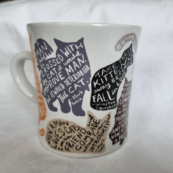 The Literary Cat mug - Picture 3 of 8